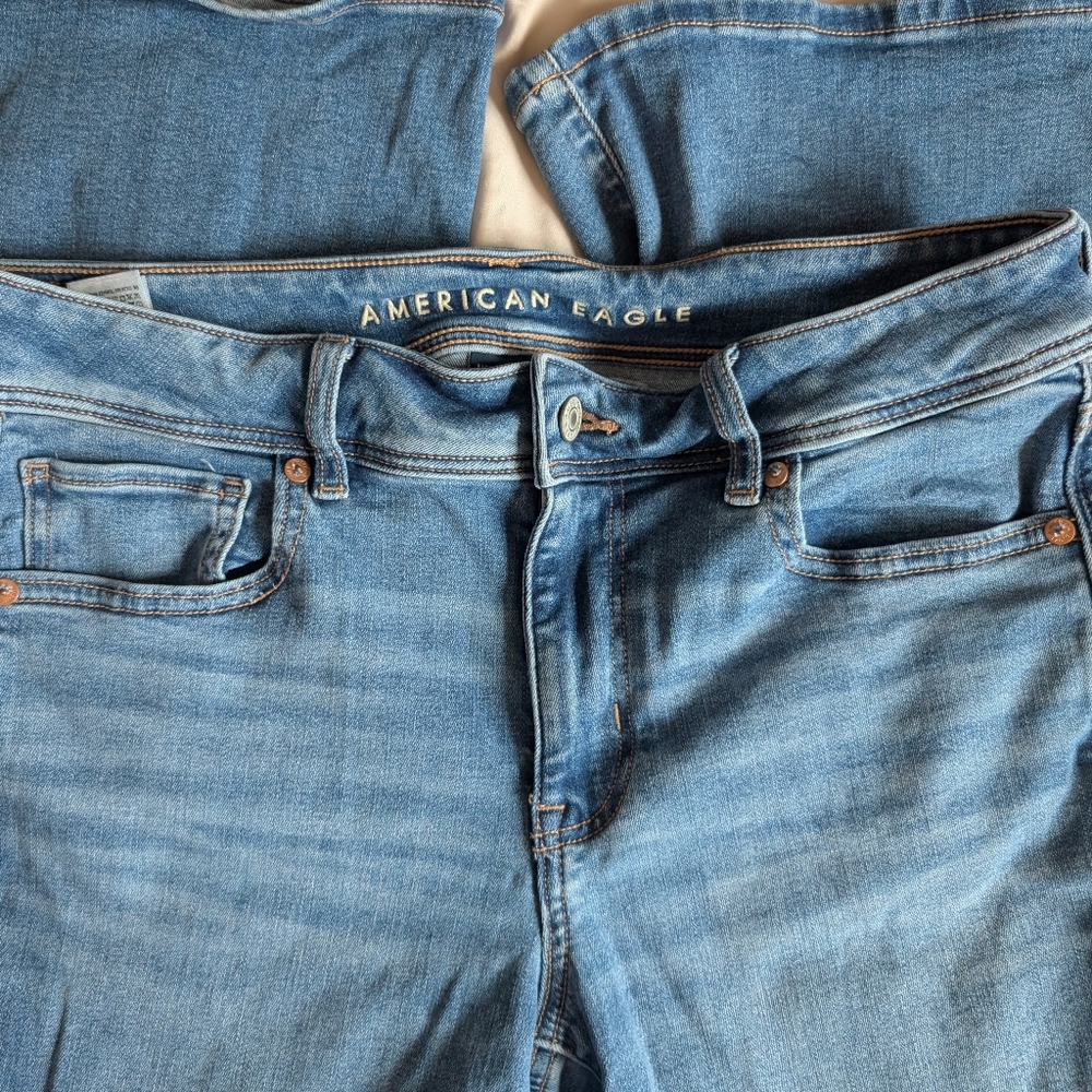 EUC American Eagle Blue Denim Jeans
